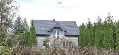 Dom z zabudowaniami 1,10 ha wieś w gm. Pacanów pow. buski 