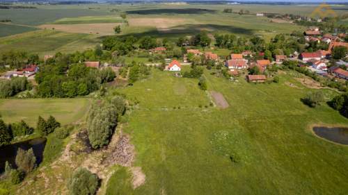 Przestronny dom z nowym dachem i instalacjami Działka 7200 m2,...