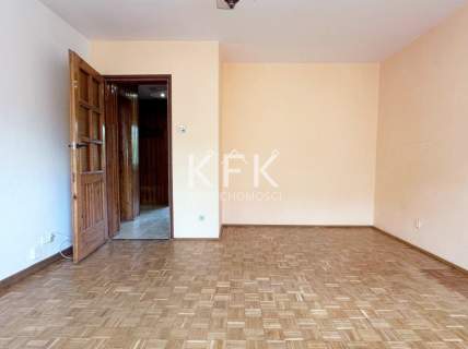 Piękny budynek Blok cegła Balkon Parking Film