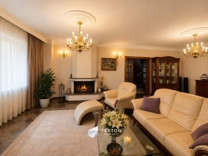 360m2 171m2 na klinikę, dom seniora