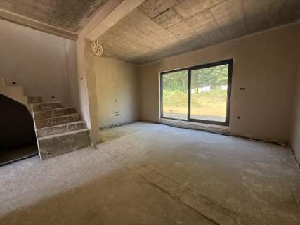 Nowoczesne szeregówki blisko lasu z szybkim dojazdem do Centrum...