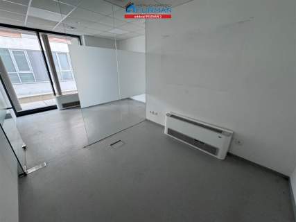 Lokal 145 m , parter z ulicy, ul.Piątkowska 116