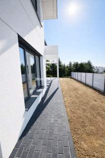 Nowoczesny dom z ogrodem 155m2