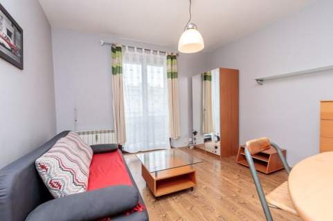 Kawalerka z balkonem, pet-friendly- Traugutta 35