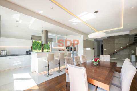 Komfortowy dom dla rodziny ogród sauna działka 920 m2 