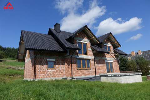 Obniżka cenowa Solidny budynek Piękny widok