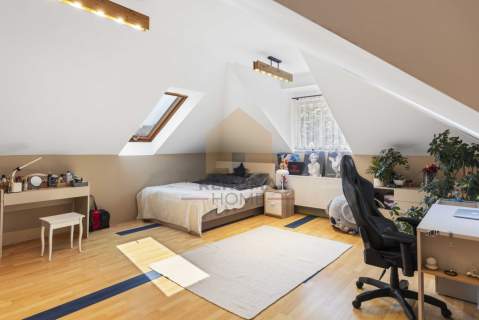 Trzebnica Dom wolnostojący Ogród 1000 m2