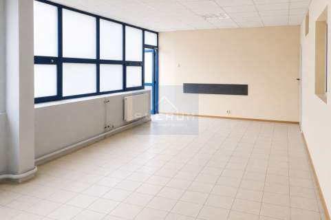 Lokal usługowy na wynajem w świetnej lokalizacji