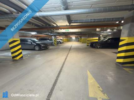 Centrum, 51 m , 8. piętro. Nowe, 2 pokoje, klimatyzacja i parking.