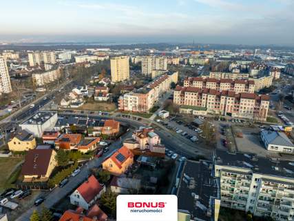 Budynek mieszkalno-usługowy 5 mieszkań 2 lokale