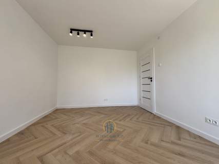 Dwa pokoje, po generalnym remoncie, rozkładowe