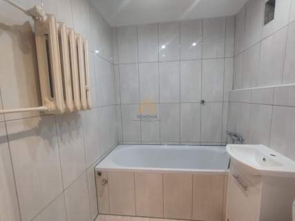 Piekary A- Kawalerka-35 m-7 p - winda- po remoncie