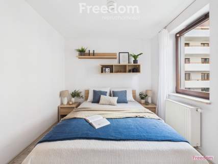 Słoneczne 2 pokoje 49 m , balkon, blisko centrum