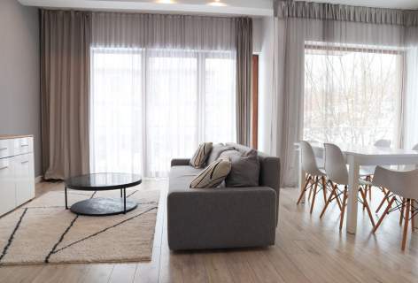 Przestronny apartament w zielonej okolicy
