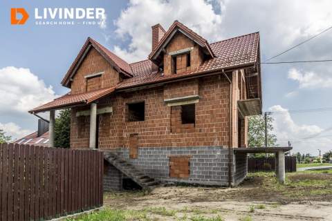 Budynek do wykończenia, mieszkania/lokale usługowe