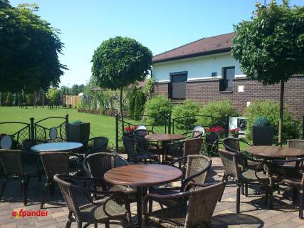 Obiekt Usługowy / Restauracja Działka 6000 m S8 MOP III 