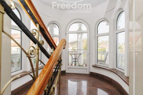 Dworek przy Tężni z apartamentami na wynajem.