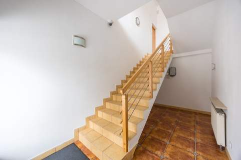 Lokal 240 m2 Ursus Parking Usługi Biuro