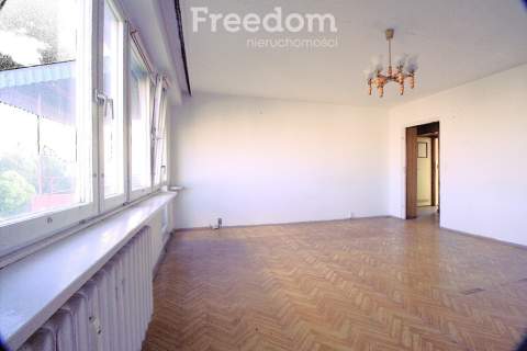 przestronne 4 pokoje, 72, 97 m2, do remontu,