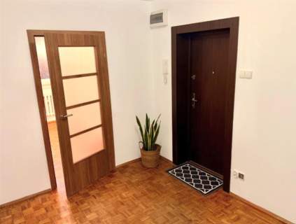 Canaletta/pełen rozkład/balkon/loggia/piwnica