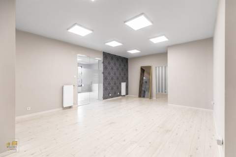 Lokal na parterze z witryną 210m2 - Lublin, Węglin