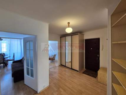 Zadbane 3-pok mieszkanie w centrum, z parkingiem