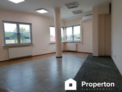Lokal 40m2 przy węźle S17 biuro/usługi