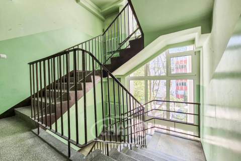 ul. Cynowa / Balkon / Rozkład / Media Miejskie
