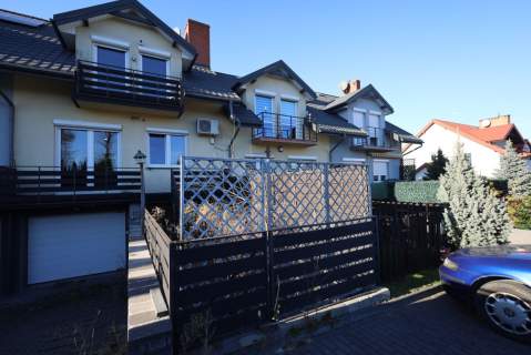 Dom z trzema sypialniami. - Osiedle Jagiellońskie