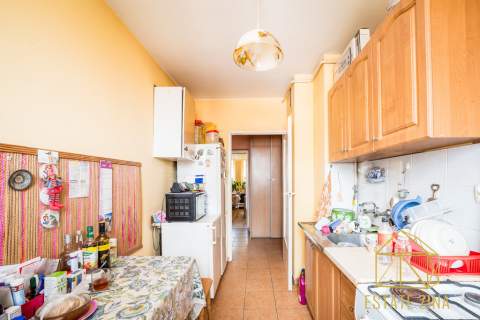 2 pokoje 49,5 m Balkon Parking