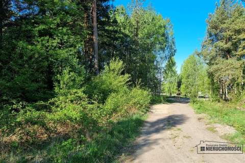 Cisza, las i jezioro działka budowlana