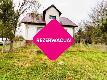 Dom w Szyszczycach z dużym ogrodem