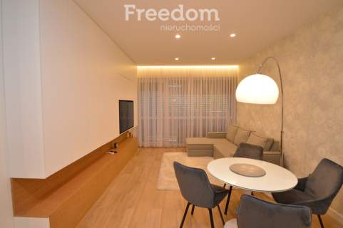 Apartament 2pok. w Apartamentowcu Oleander House