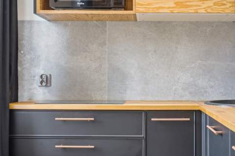 Unikalna kawalerka w stylu loft z antresolą
