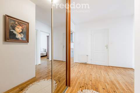 3 pokoje z tarasem 75,4 m Praga Pd.