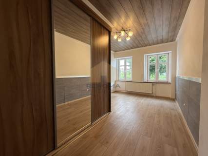 88m2 / Parter/Piękna kamienica ogródek z altaną