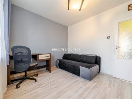 Wynajem 3 pok 47m2 balkon os. Wysokie