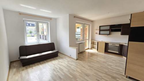 Rozkładowe 3 pokojowe mieszkanie z balkonem