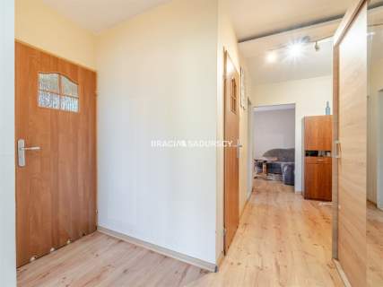 3 pokoje 1 piętro balkon DH Wanda