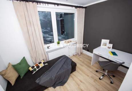 5 pokoi 58 m Balkon Prądnik Czerwony