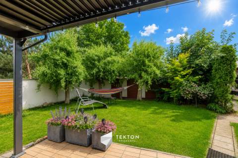 PRZY LESIE, Z OGRODEM 120m2, SZEREGOWIEC,PARKING