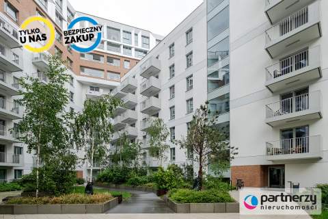 4 pokoje z loggią i halą w centrum miasta 