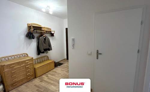 2 pokoje z balkonem w dzielnicy Nowe Miasto