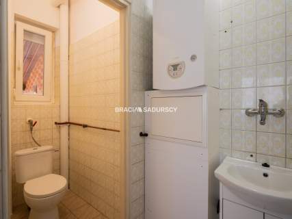 Lokal handlowo-usługowy 77,3 m , parking, Skawina