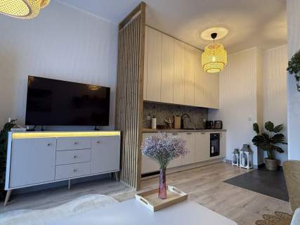 Studio z ogródkiem w Centrum Garaż Madalińskiego
