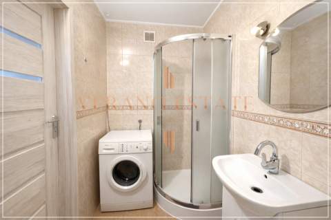 38 m 2 pokoje Balkon Winda
