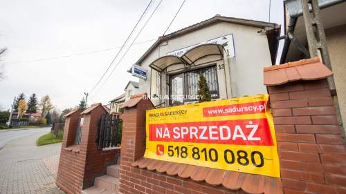 Centrum Iwanowic Włościańskich, Dom lub lokal