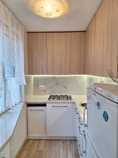 Oddzielna kuchnia, Balkon, Garderoba