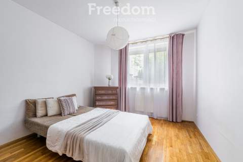 3 pokoje z tarasem 75,4 m Praga Pd.