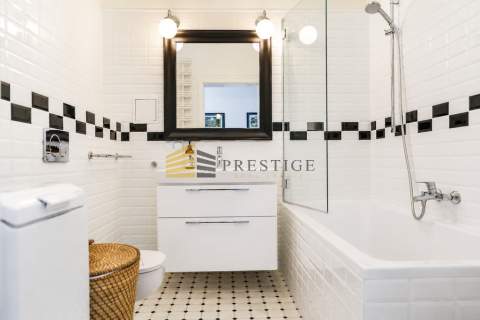 Apartament 5 pokoi w Miasteczku Wilanów